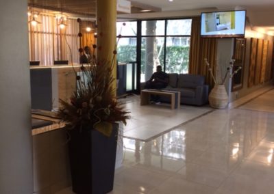 Cresta Hotel